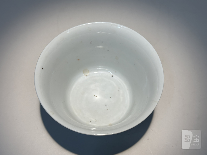 清宣统 粉彩花鸟纹碗 - 图2